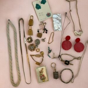 Vintage Mix Jewelry Lot Monet Signed Necklace Brooch Pendants Tie Clip Earrings