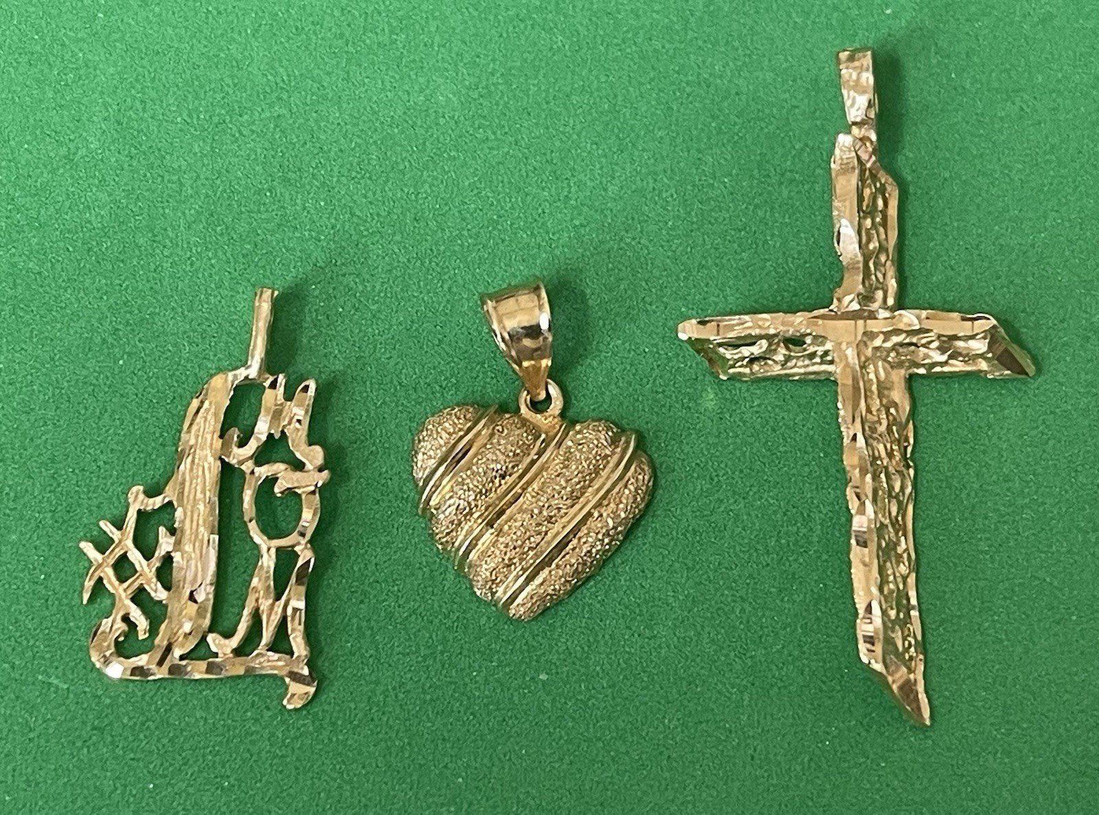 14k Yellow Gold Assorted Not Scrap Resale Wear Lot Weighs 4.1 Grams