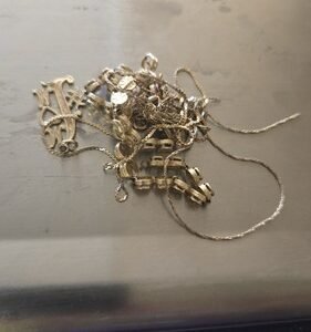 GOLD SCRAP 6.6 GRAMS MARKED AND TESTED L@@K
