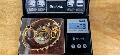 14k 10k gold 14.79g lot Rings Earrings Scrap Or Wear 14k-8.66g 10kt-6.15g