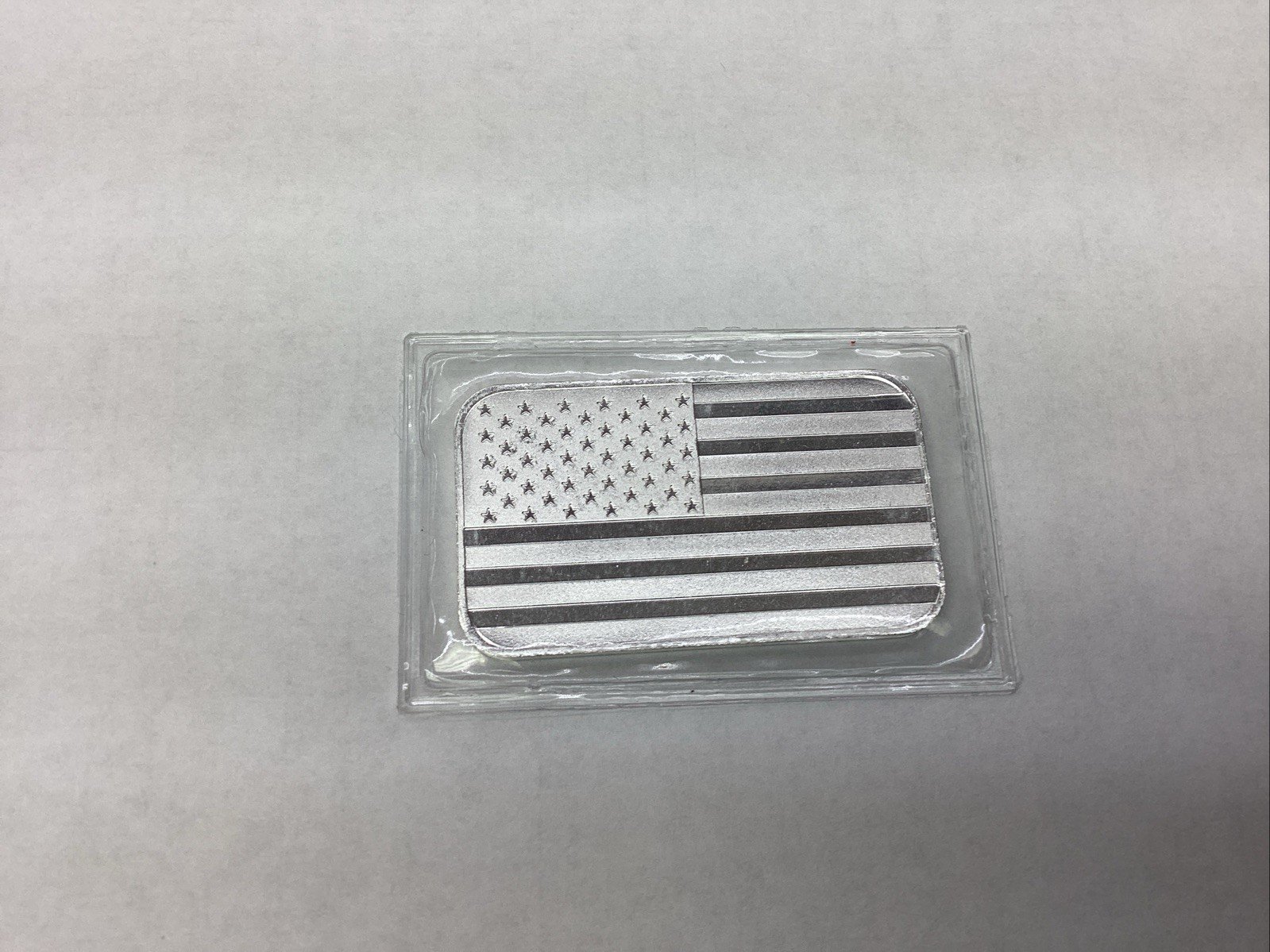 1 oz Silver Bar .999 fine silver- American Flag Design Sealed in Plastic.