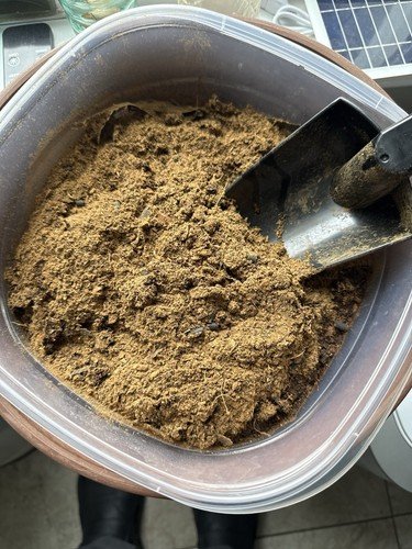 Composted Food Soil Amendment from Professional Reencle Machine Composter