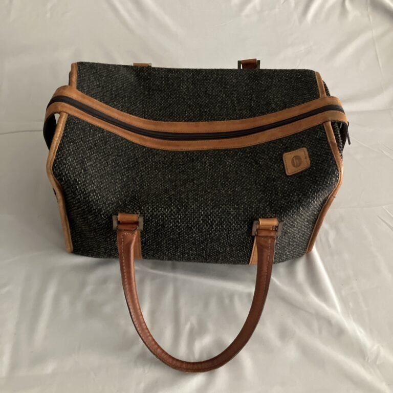 Vintage Hartmann Travel Accessory Makeup Carry On Leather Tweed Bag 16x10x10