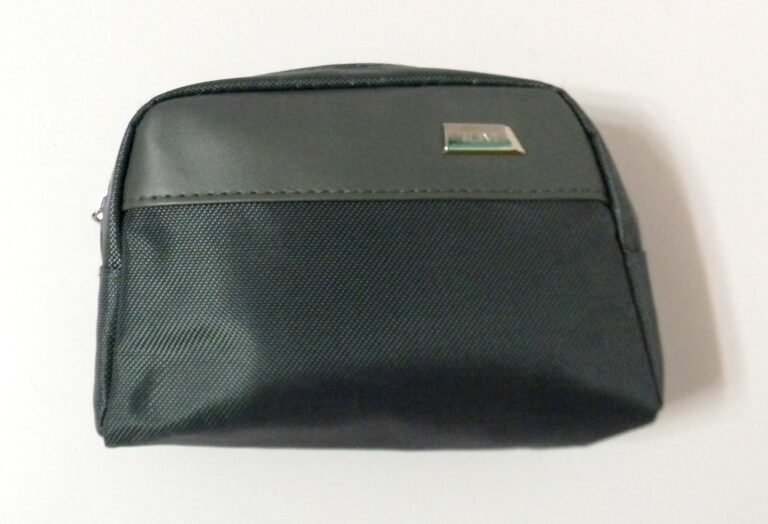 Tumi for Delta Men’s  Gray Toiletry Travel Bag