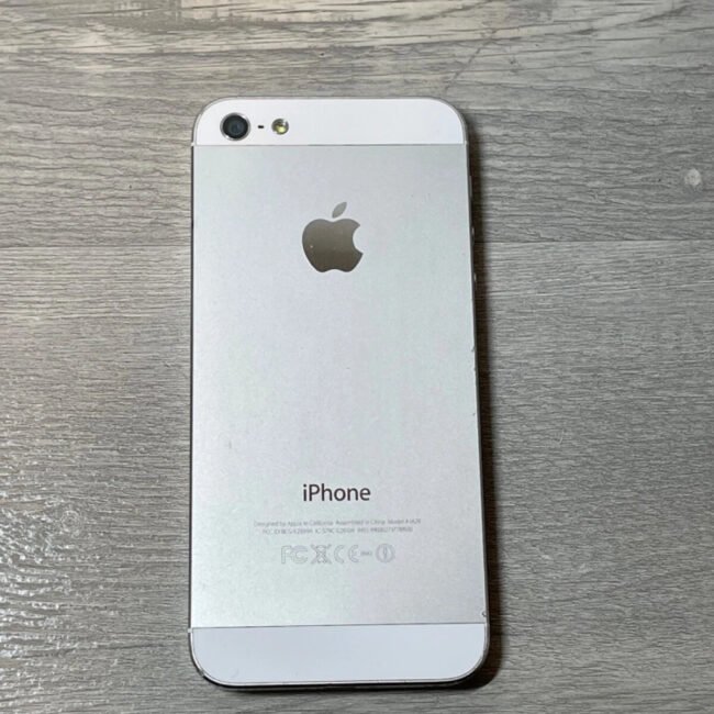 Apple iPhone 5 16GB 32GB 64GB (Unlocked) - All Colors - Original Smartphone